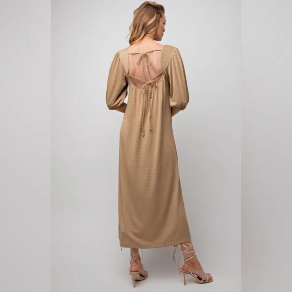 Sale! 🥳Easel Textured Knit Midi Dress - Picture 3 of 6